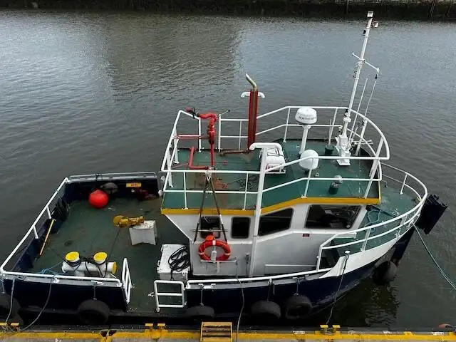Kapal kerja keur dijual