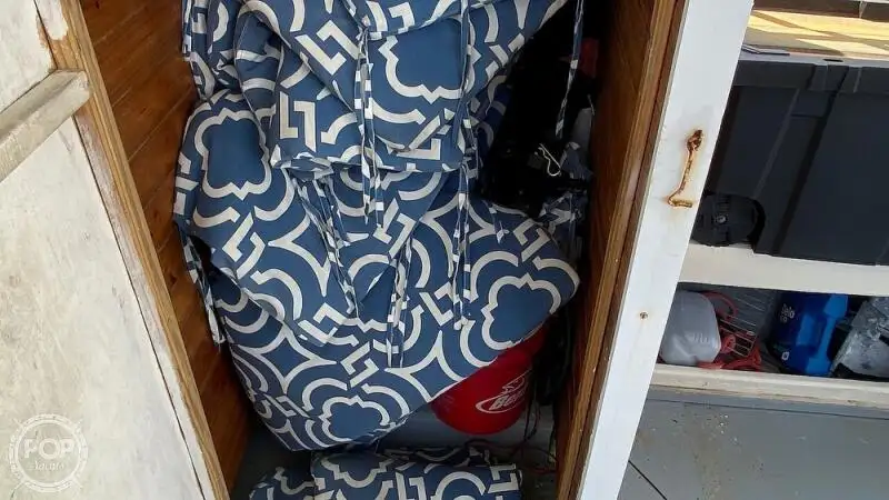 Kapal pesiar keur dijual