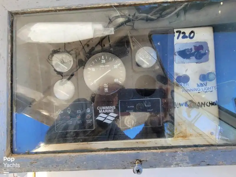 Kapal pangolahan lautan keur dijual