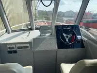 Kapal kerja keur dijual