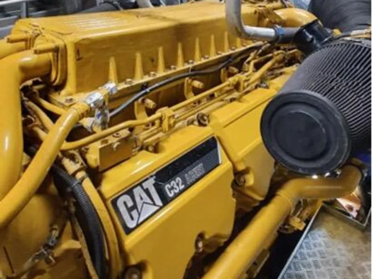 Kapal kerja keur dijual