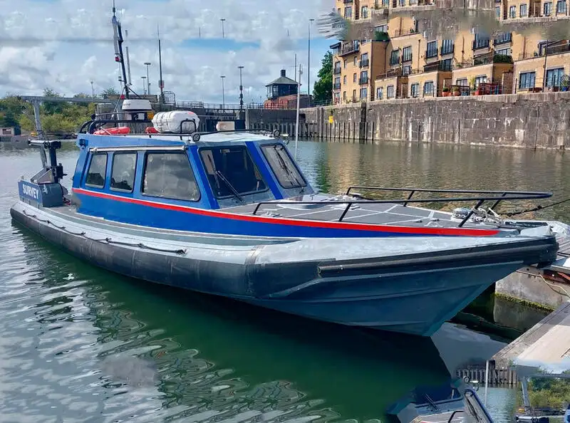 Kapal survei keur dijual