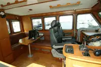 Kapal survei keur dijual