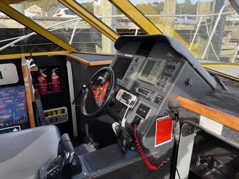 Kapal pesiar keur dijual
