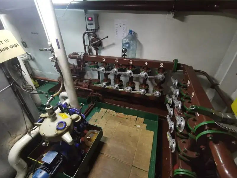 Kapal pasokan keur dijual