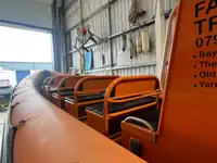 Kapal kerja keur dijual