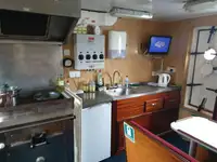 Kapal kerja keur dijual