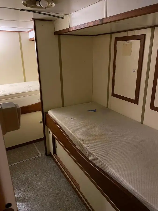Kapal penarik keur dijual