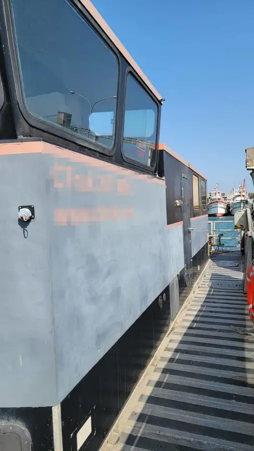 Kapal kontainer keur dijual