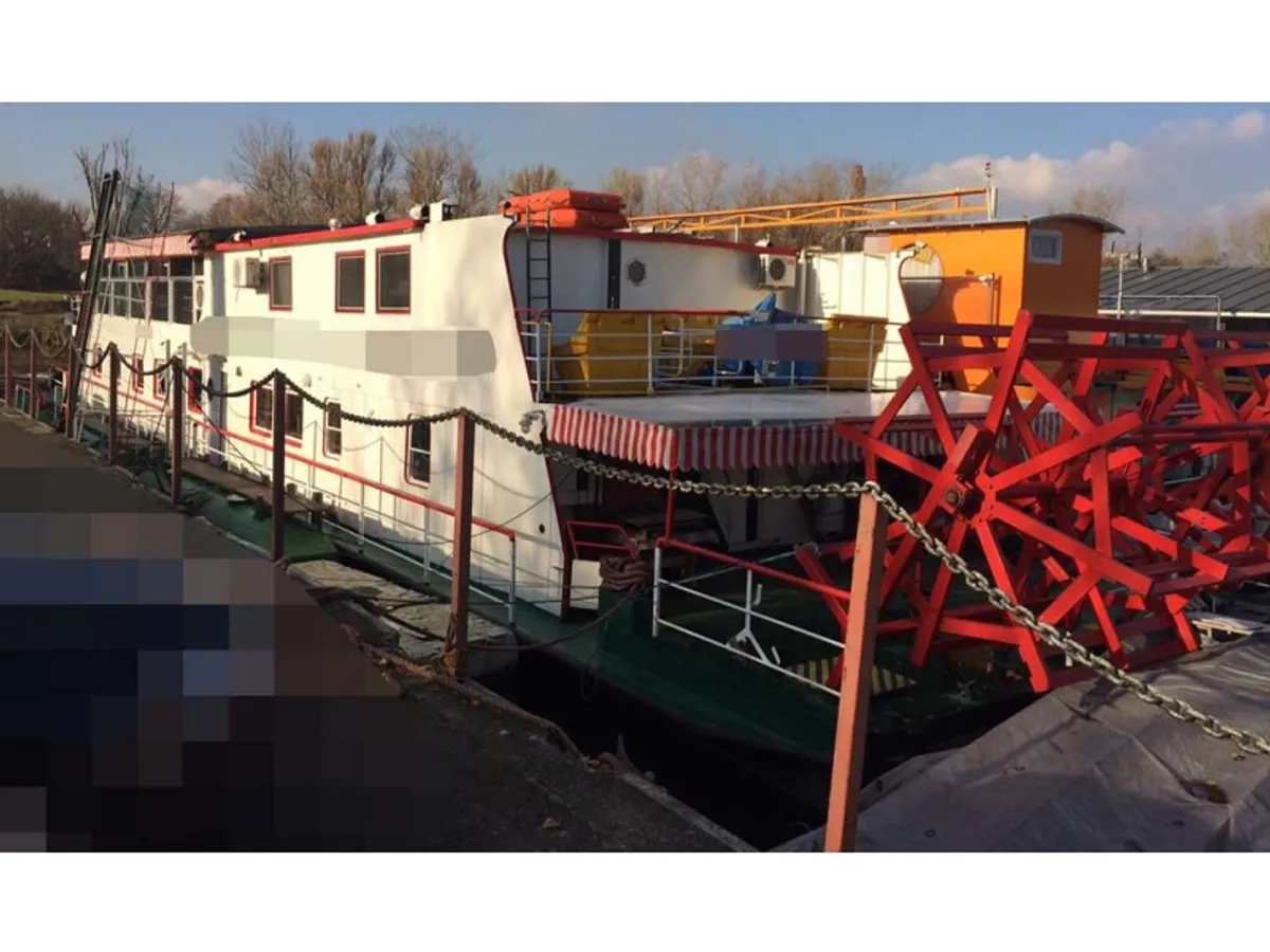 Kapal kontainer keur dijual