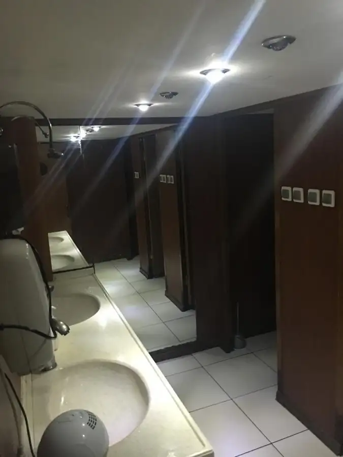 Kapal pesiar keur dijual