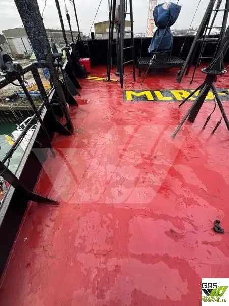 Kapal pasokan keur dijual