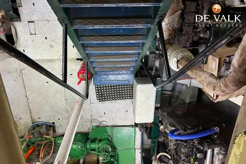Kapal pesiar keur dijual