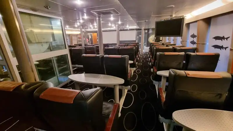 Kapal pesiar keur dijual