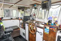 Kapal pangangkut LNG keur dijual