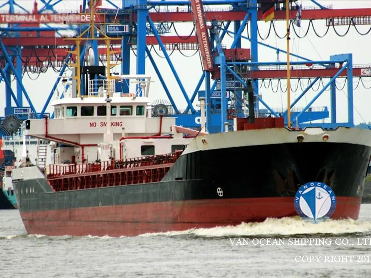 Kapal tangki minyak/bahan kimia keur dijual