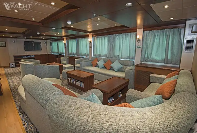 Kapal pesiar keur dijual