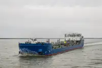 Oil/Chemical tanker pikeun dijual