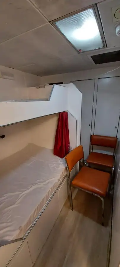 Kapal kru keur dijual