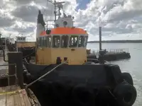 Tow boat pikeun dijual
