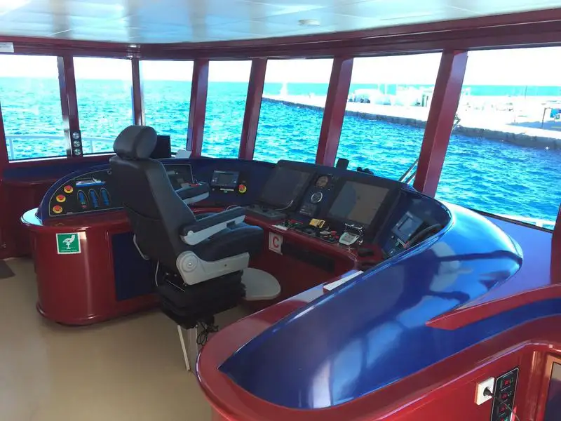 Kapal pesiar keur dijual