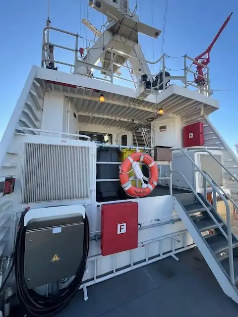 Kapal survei keur dijual