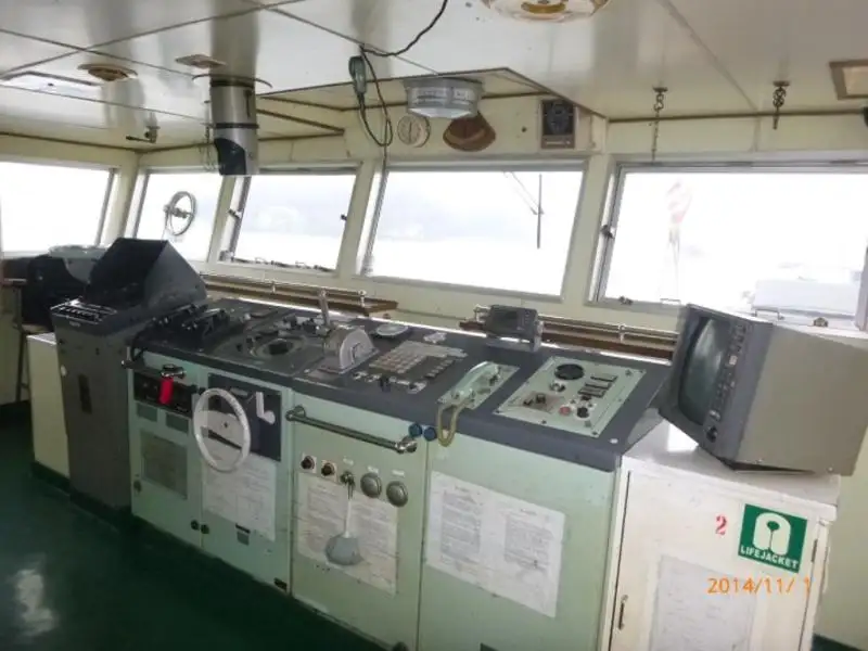 Kapal pangangkut barang curah keur dijual