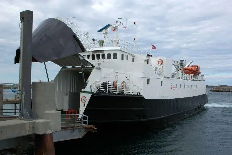 Kapal pangangkut barang curah keur dijual