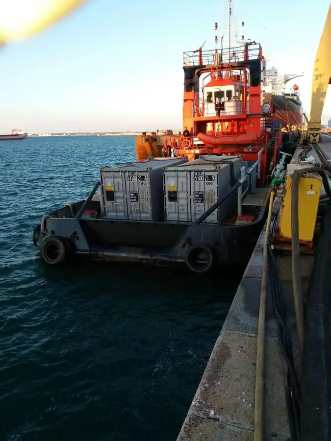 Kapal penarik keur dijual