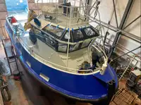 Tow boat pikeun dijual