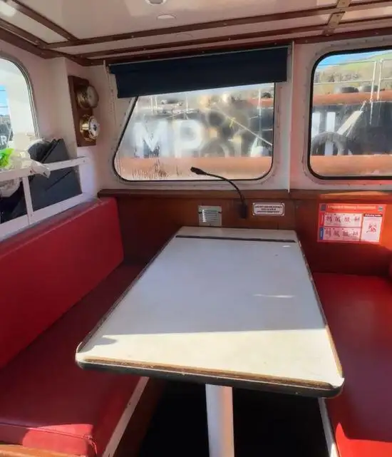 Kapal penarik keur dijual
