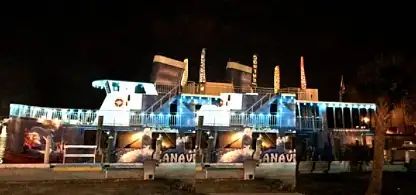Kapal pesiar keur dijual