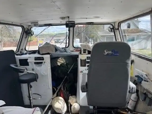 Kapal kerja keur dijual