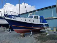 Kapal kerja keur dijual