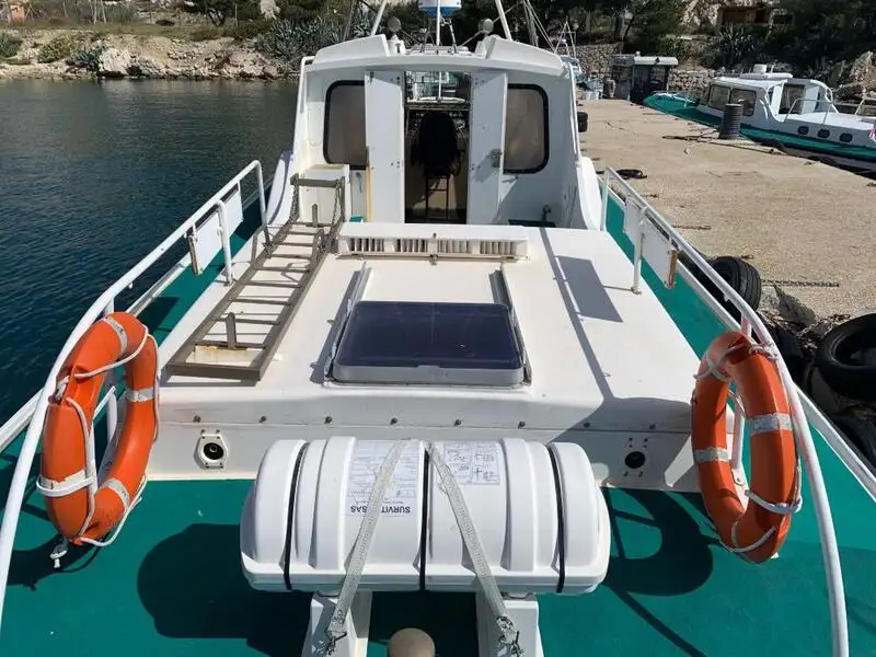 Kapal pilot keur dijual