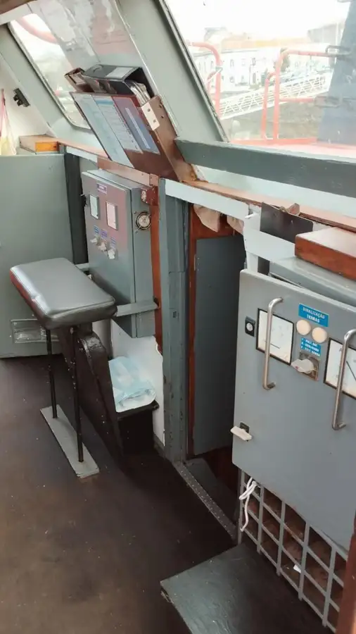 Kapal penarik keur dijual