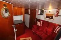 Kapal pesiar keur dijual