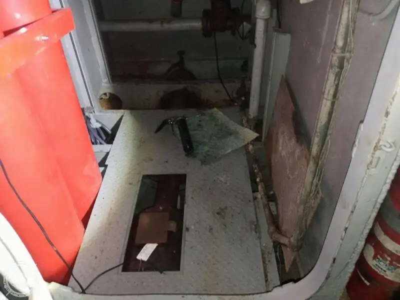 Kapal pesiar keur dijual