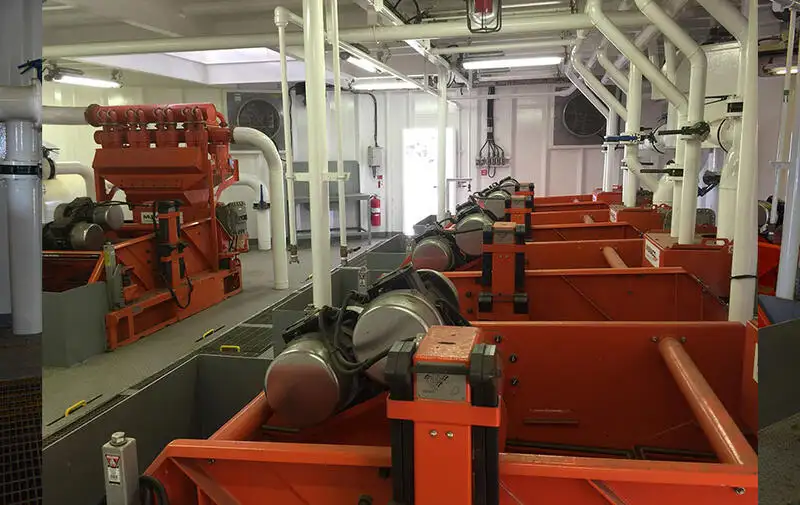 Kapal pangangkut LNG keur dijual