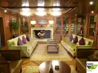Kapal pesiar keur dijual