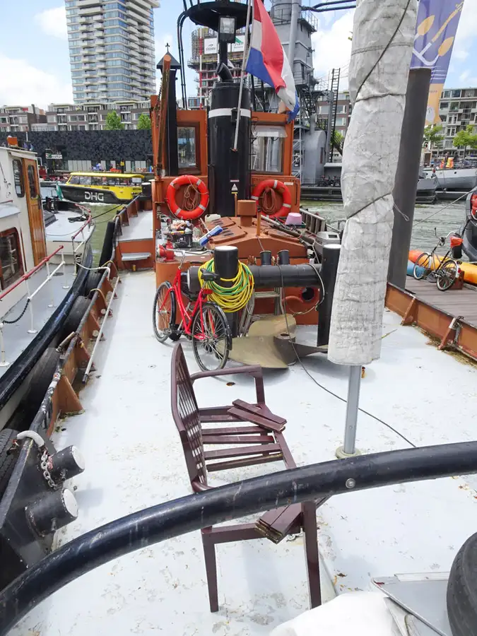 Kapal penarik keur dijual