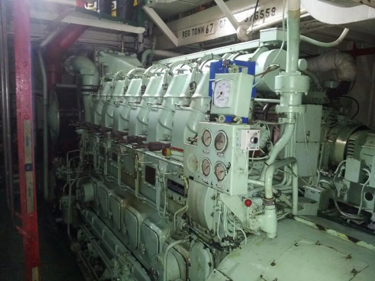 Kapal penarik keur dijual