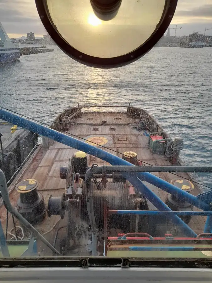 Kapal penarik keur dijual
