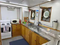 Kapal penarik keur dijual