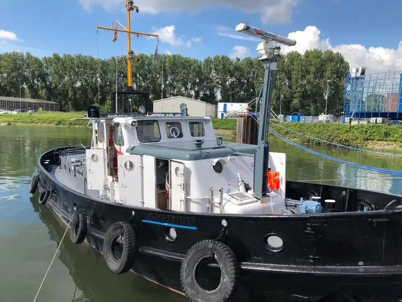 Kapal penarik keur dijual