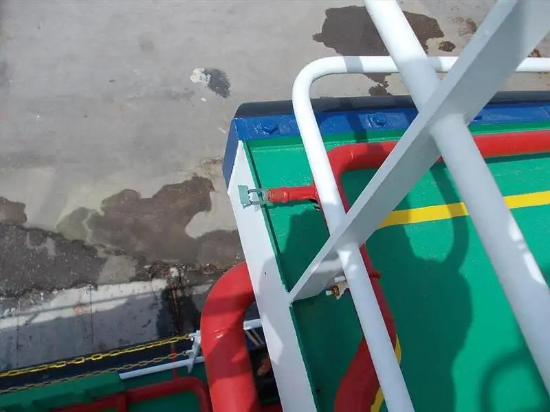 Kapal pangangkut barang curah keur dijual