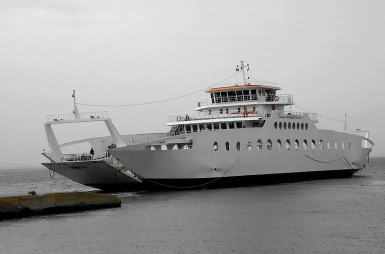 Kapal fery keur dijual