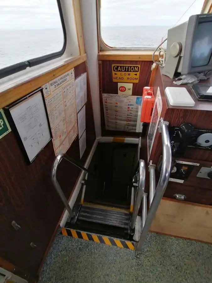 Kapal kru keur dijual