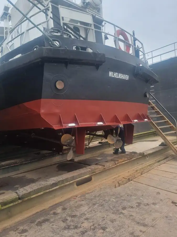 Kapal kru keur dijual