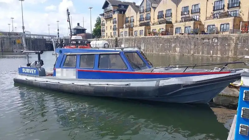 Kapal survei keur dijual